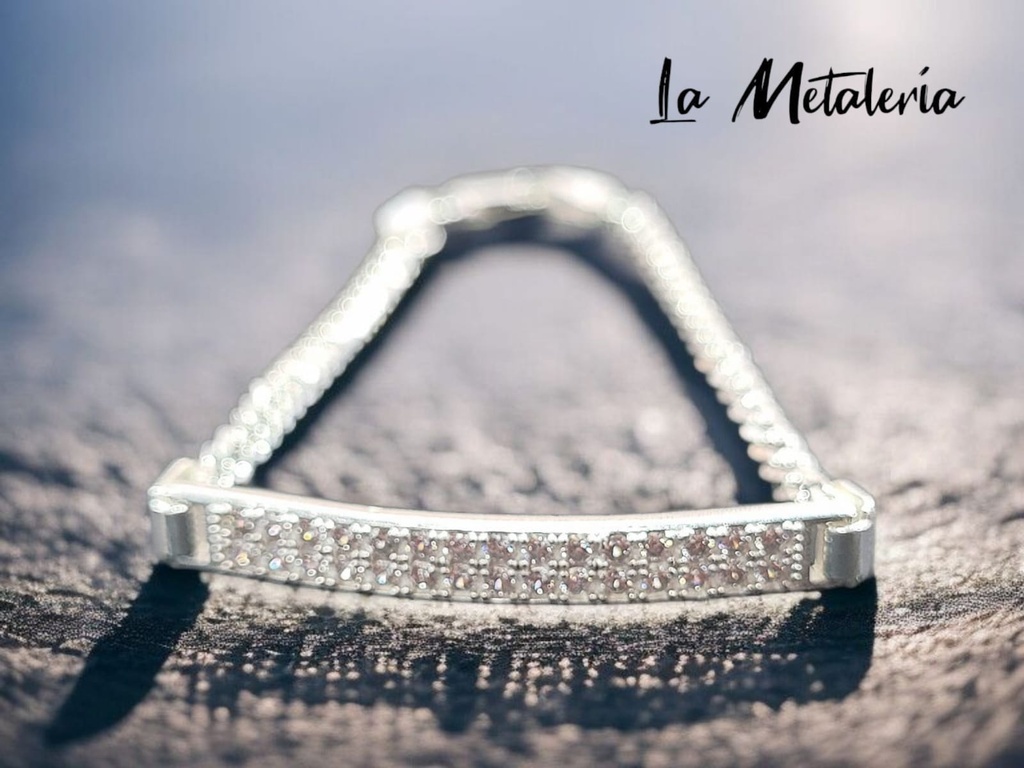 Esclava con Zirconias 18