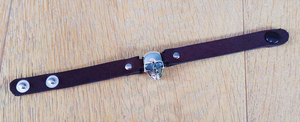 Pulsera Piel Cráneo con Broche