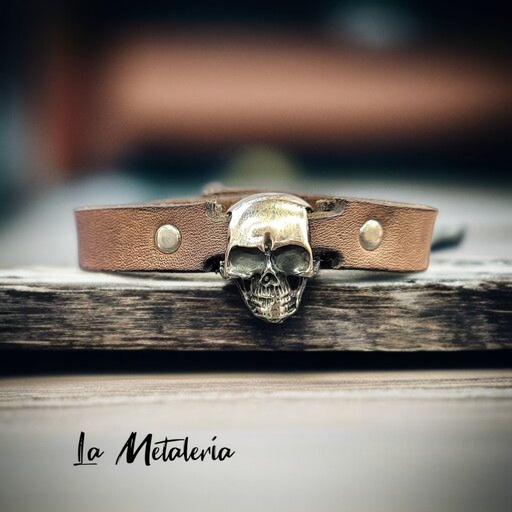 Pulsera Piel Cráneo con Broche