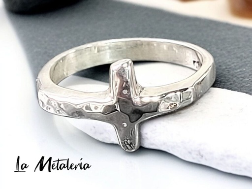 Anillo Cruz Martillada
