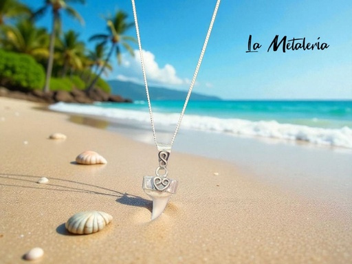 Dije Colmillo de Tiburón